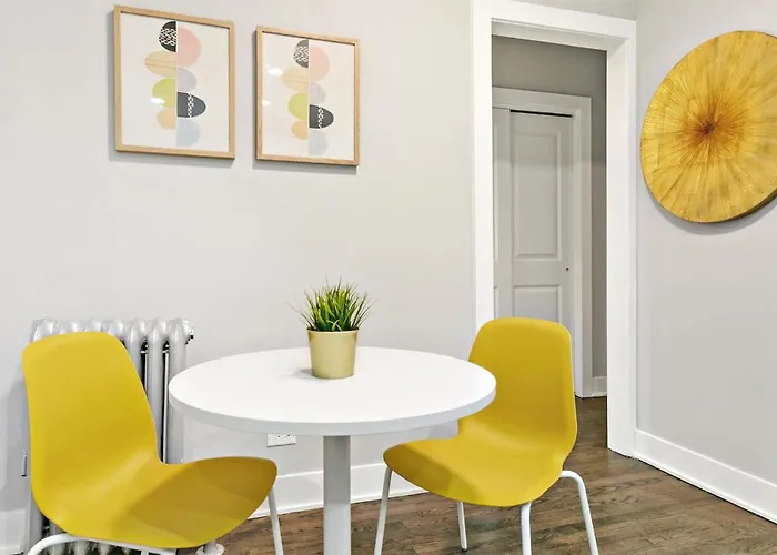 Apartment 1br Stylishly Furnished In Lakeview - Oakdale 1s *