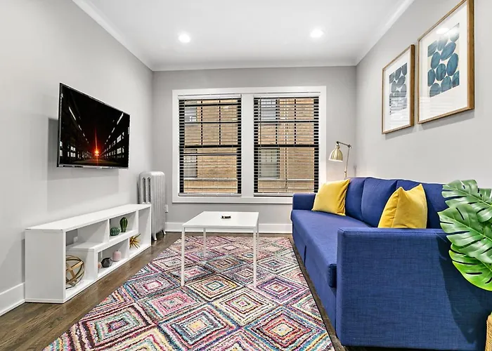Apartment 1br Stylishly Furnished In Lakeview - Oakdale 1s Chicago